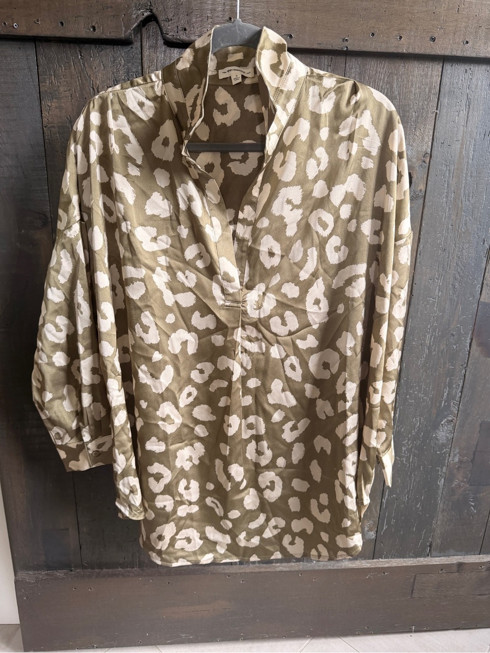 eesome Olive and White Animal Print Tunic